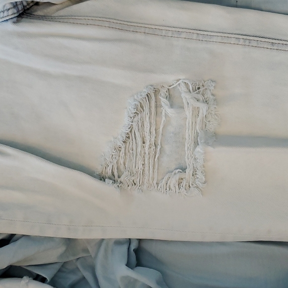 Jeans - Picture 7 of 9